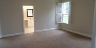 895 Southwest Lake Charles Circle Gallery 10