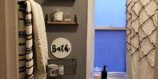 21 Stroud St Gallery 9