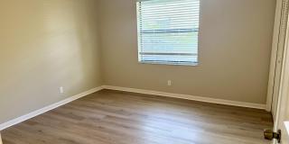 13427 Kingsbury Drive Gallery 19