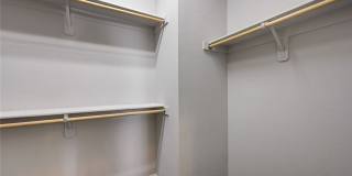 1049 Via Lombardi Avenue Gallery 31