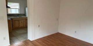 1529 11th Street - B Gallery 6