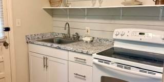 Spring Rent Special! Cozy One Bedroom Apartment in Dilworth! Gallery 4