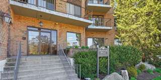 560 Halstead Avenue Gallery 21