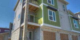 Gorgeous Condo in Edgewick - Minutes from Soco! Gallery 32