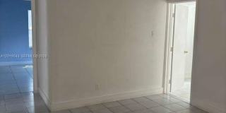 1447 NW 98th St Gallery 2
