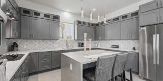 1344 E POLK Street Gallery 8