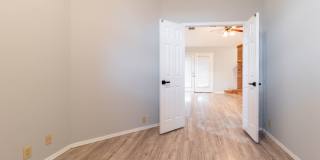 Spacious 3BD/2BTH In Yukon Gallery 11