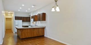 885 N Marshfield Avenue Gallery 6