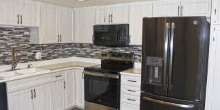 Heather Gardens  55+ Community 2 bedroom 2 bathroom condo! Gallery 10