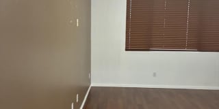 2741 W REDWOOD Lane Gallery 20