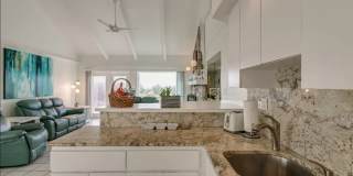 398 San Vicente Boulevard Gallery 1