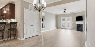 24636 WOOLLY MAMMOTH Terrace Gallery 7