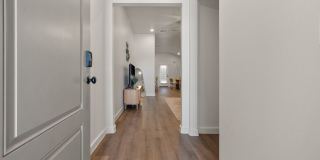 Fresh, Modern  Spacious in Desirable Willowbend Gallery 1