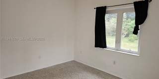 1100 NE 115 Gallery 17