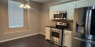 4413 NW Wolf Creek Blvd - HOT NEW LISTING! Gallery 7