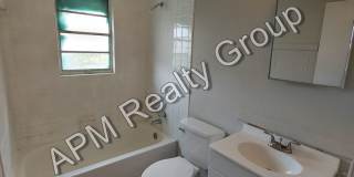 Renovated two bedroom near Harden Street - 50% off! Gallery 1