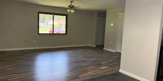 MOVE-IN READY NOW! Gallery 4