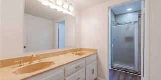 1443 E Gladwick Gallery 12