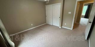 11451 Sutton Place Drive East Gallery 16
