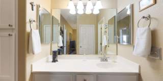 13804 N SAGUARO Boulevard unit: 211 Gallery 27