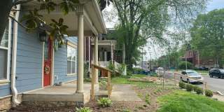 Beautiful modern upstairs condo with 2 full baths! Pet-friendly, with generous parking! Gallery 6