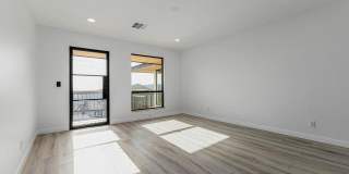 6111 E Victoria Drive Gallery 24
