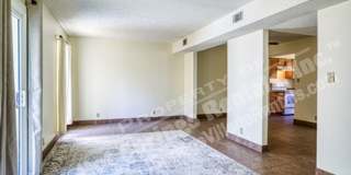 Two-Level Townhome in DeSoto Courts Gallery 11