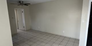 1193 N Ardmore Ave Gallery 4