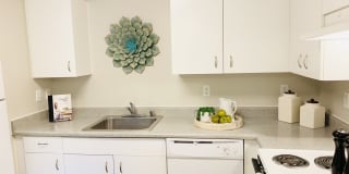 Lexington Heights Gallery 9