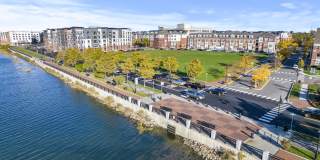 Harbor Pointe Gallery 51