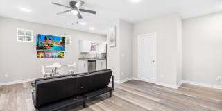 Room in 3 Bedroom Home at Kings Mountain St Gallery 18