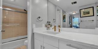 3970 Oaks Clubhouse Dr Gallery 14