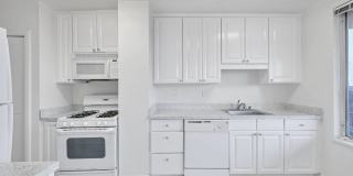 London Normandy House Gallery 32