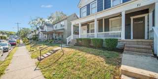 Prime Location 4BR house just off High St! Gallery 16