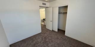 10420 N. 10th St #3 Gallery 16