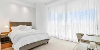 10203 Collins Avenue Gallery 31