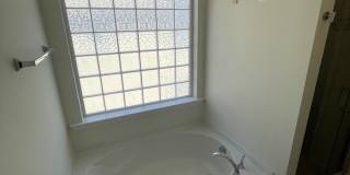 3 bd 2.5 ba condo Gallery 18