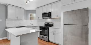 3421 W Armitage Avenue Gallery 9