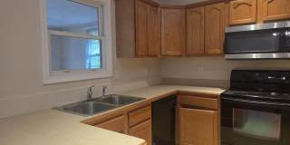 Gorgeous Corner lot Home for Rent! Gallery 9