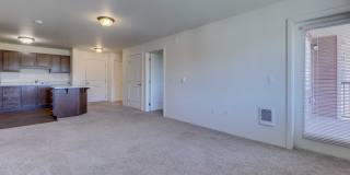 Urban Center Apartments Gallery 21