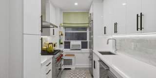50 E 72ND Street Gallery 20