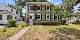 1619 Bain Street Gallery 1