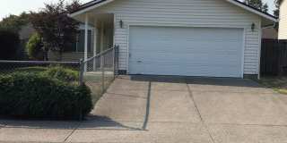 Stein Estates: Three Bedroom Ranch Style Home Gallery 1