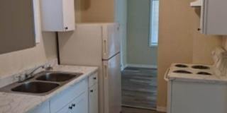 Fully remodeled 1 bedroom/ 1 bath cottage home with bonus room Fully remodeled 1 bedroom/ 1 bath cottage home with bonus room Gallery 7
