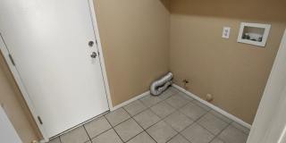 Spacious 6 bedroom , 3 bathroom home with downstairs bedroom and bath Gallery 8