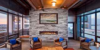 235 N COLUMBUS Boulevard Gallery 35