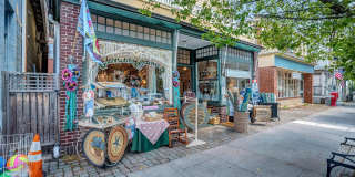 16 Abbott Avenue Gallery 50