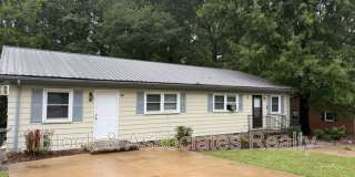 1102 Uwharrie St Gallery 1