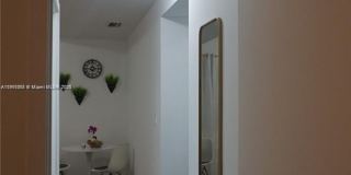 810 7th St Gallery 9