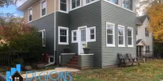 Beautiful 3BR 2 bath home in Bloomington, hardwood floors throughout, convenient location Gallery 1
